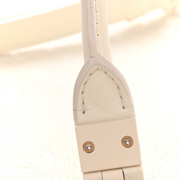 LOUIS VUITTON Taurillon Monogram Sac Plat Powder White - Picture 4 of 8